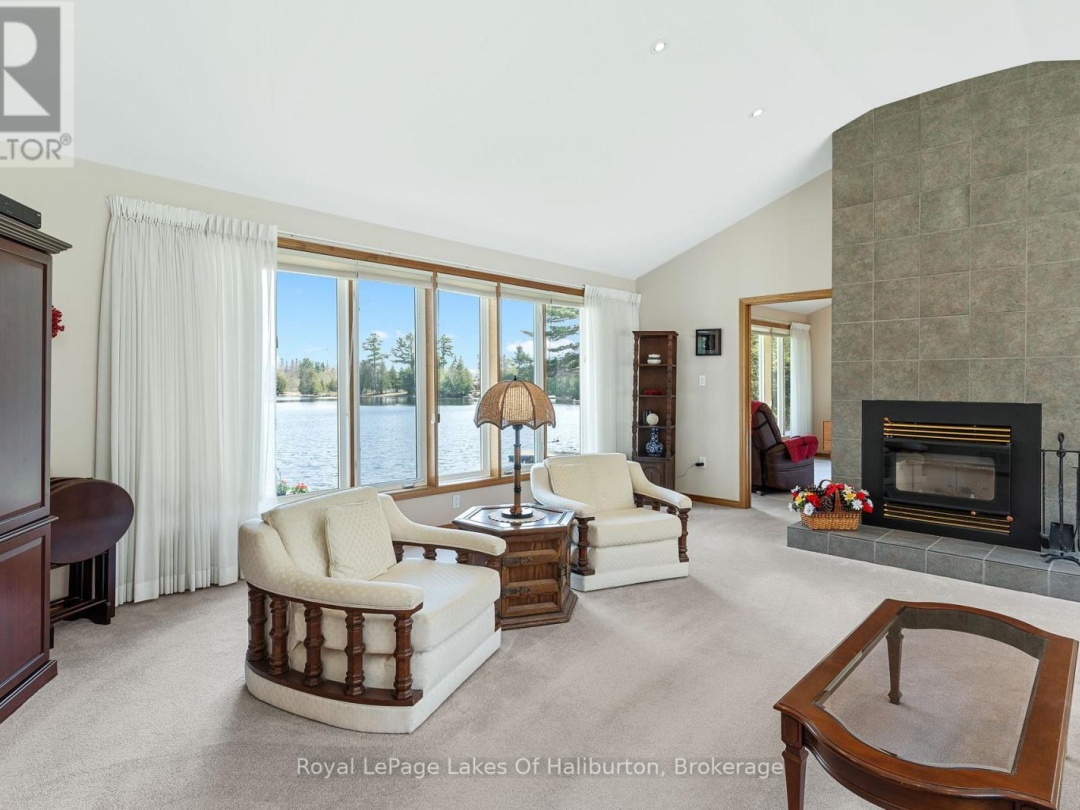 1089 PIONEER ROAD, 