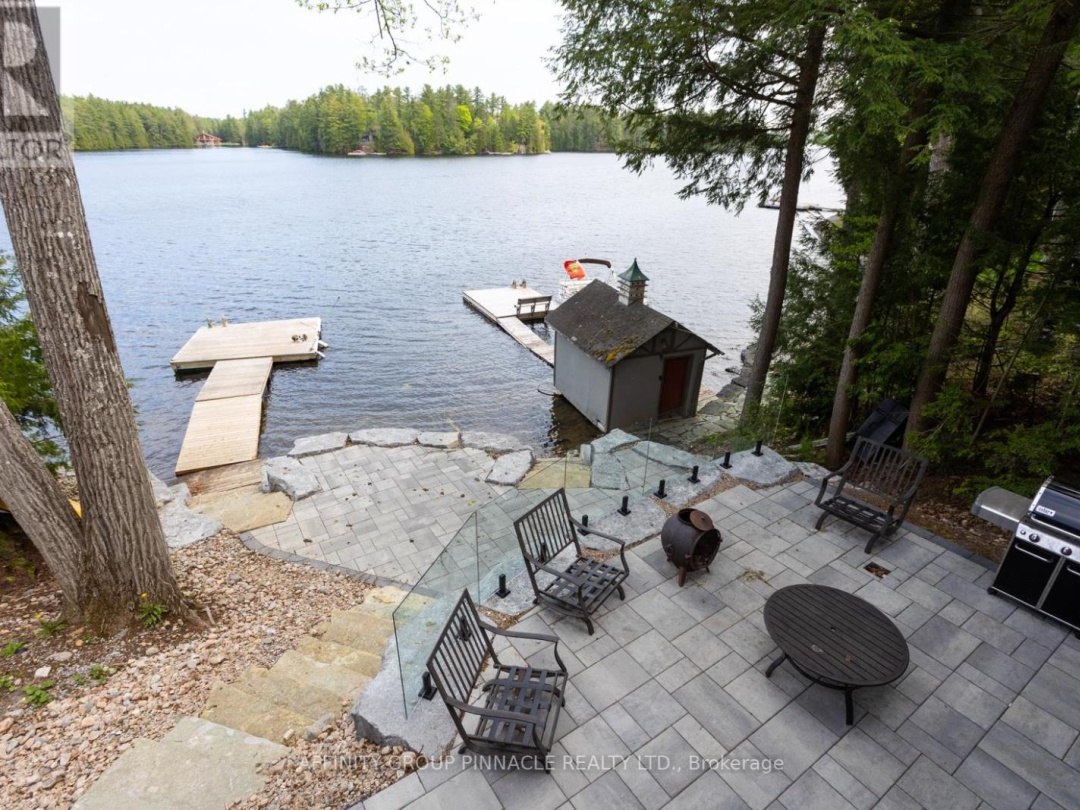 1403 Crystal Lake Road, Crystal Lake