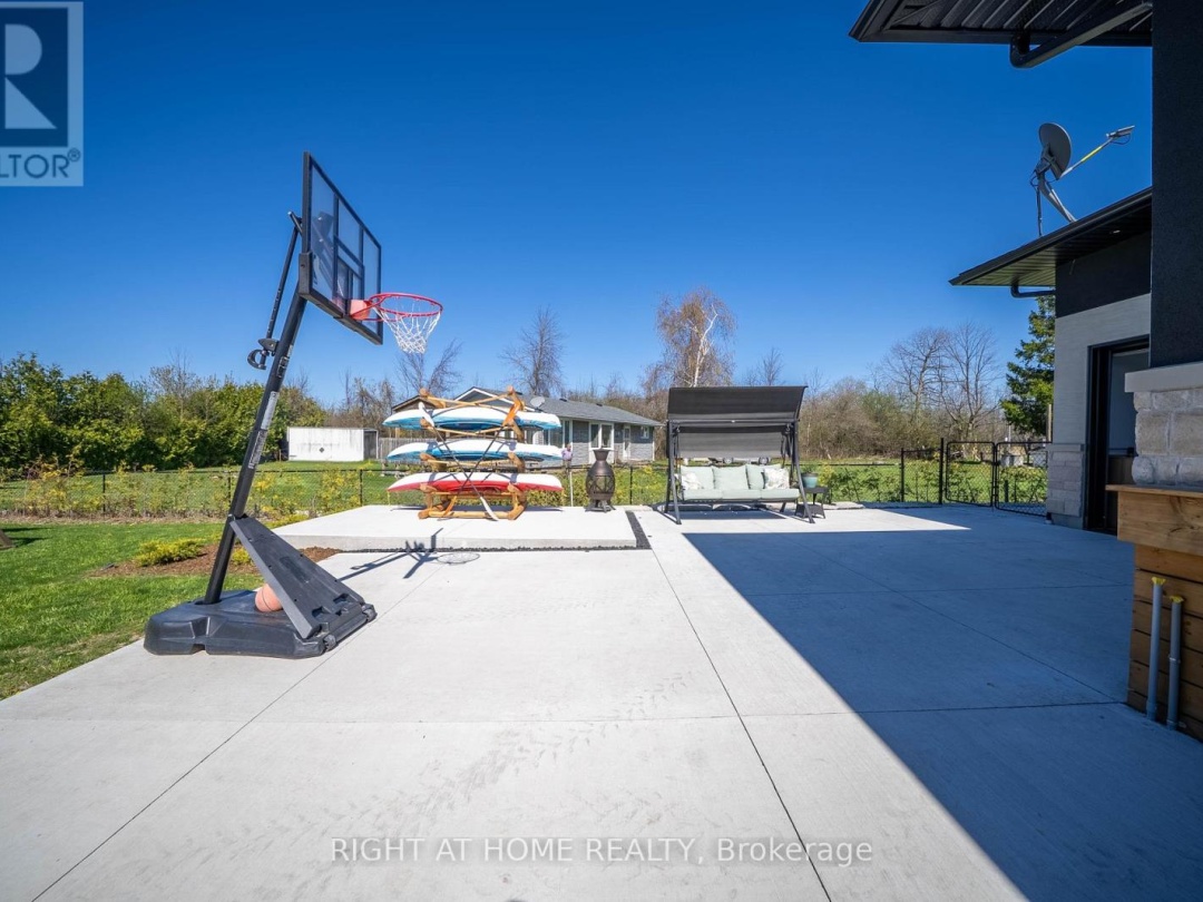 2906 CONCESSION RD A, 