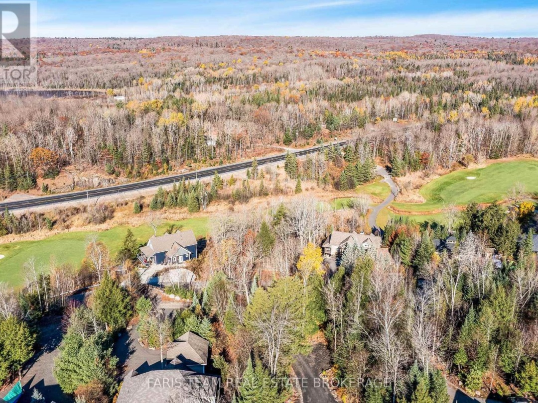 19 DEERHURST HIGHLANDS DRIVE,