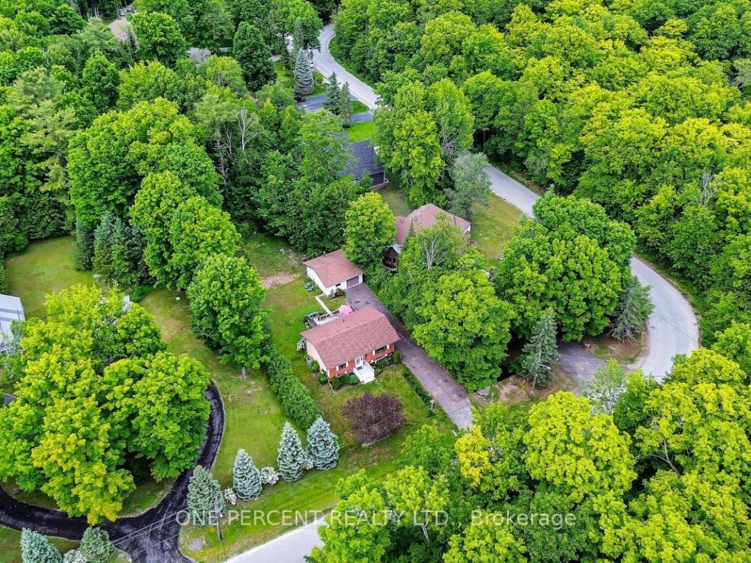 314 Riverside Drive, Pigeon Lake