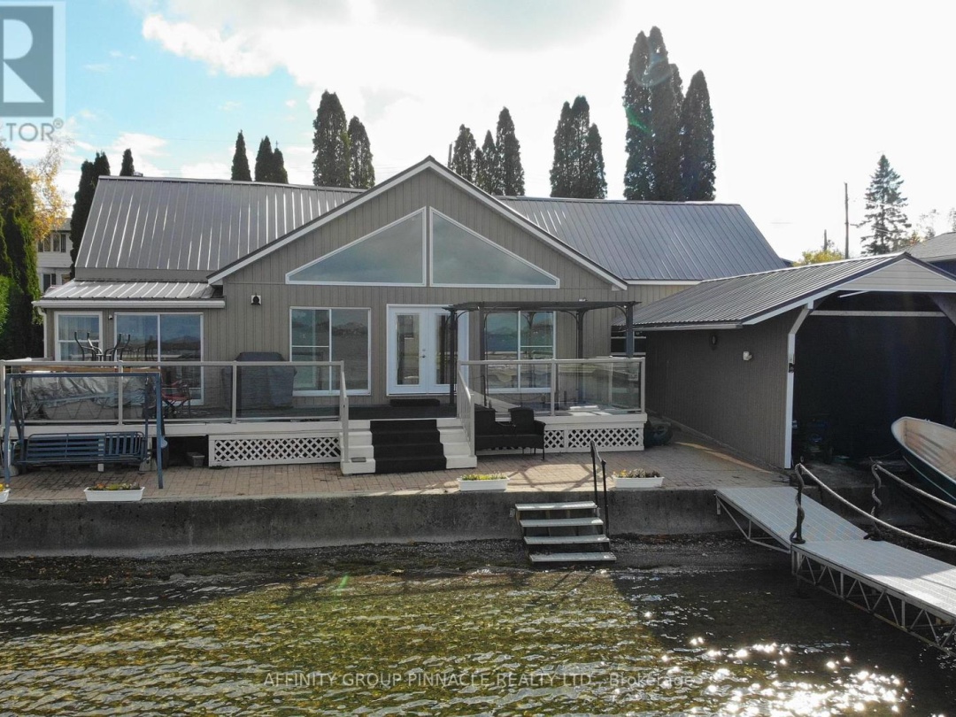 14 ORIOLE ROAD, Cameron Lake