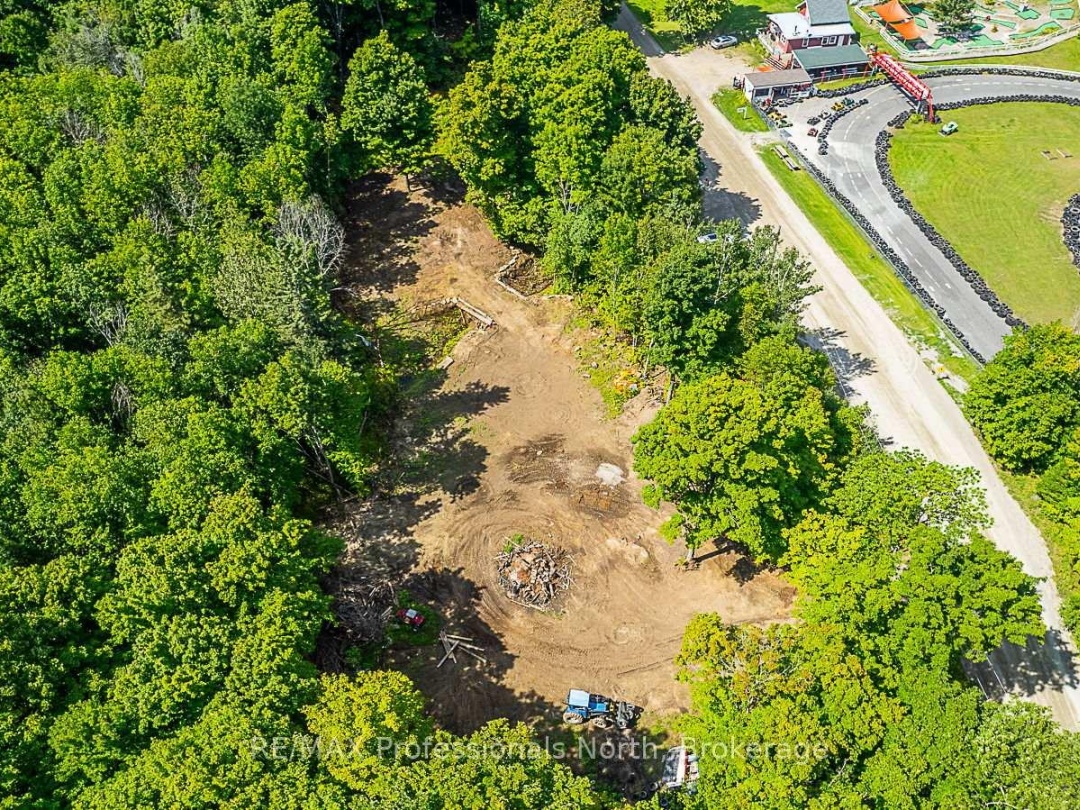 1063 RAVINE ROAD, 
