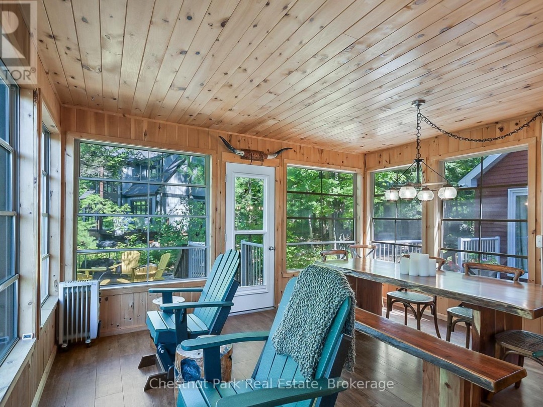 86 TAYLOR ISLAND, 