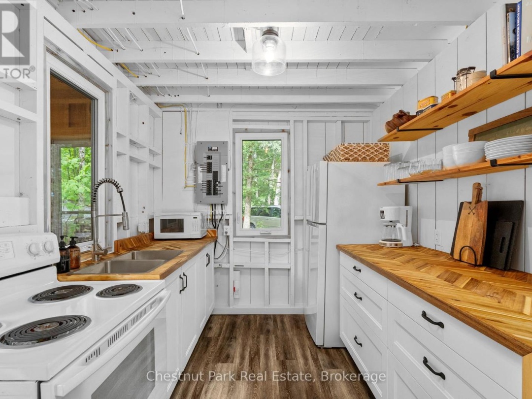 517 MOHAWK ROAD, 