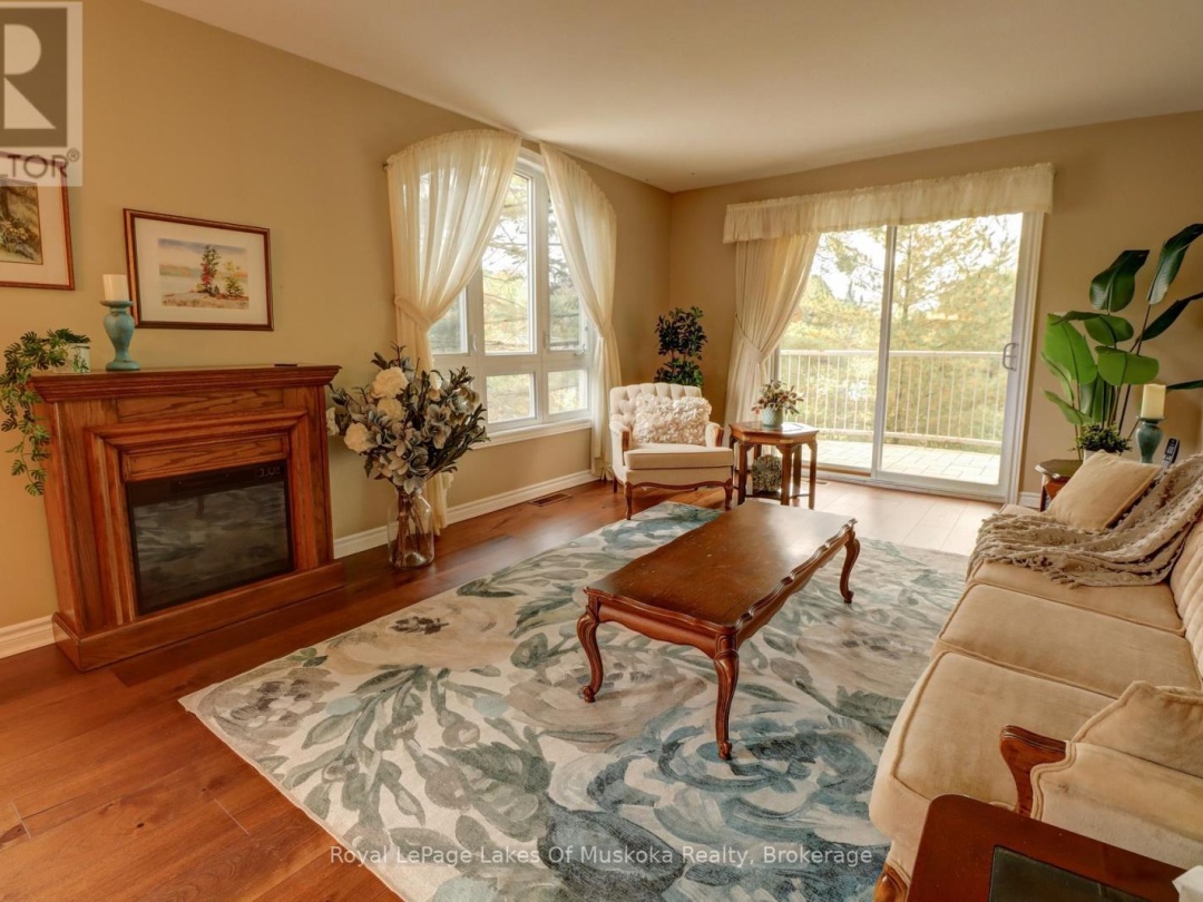 106 - 31 DAIRY LANE, Muskoka River