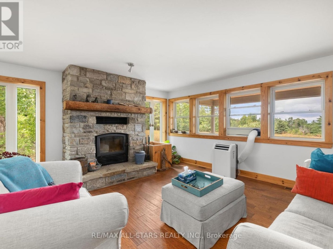 485 BURNT RIVER ROAD, 