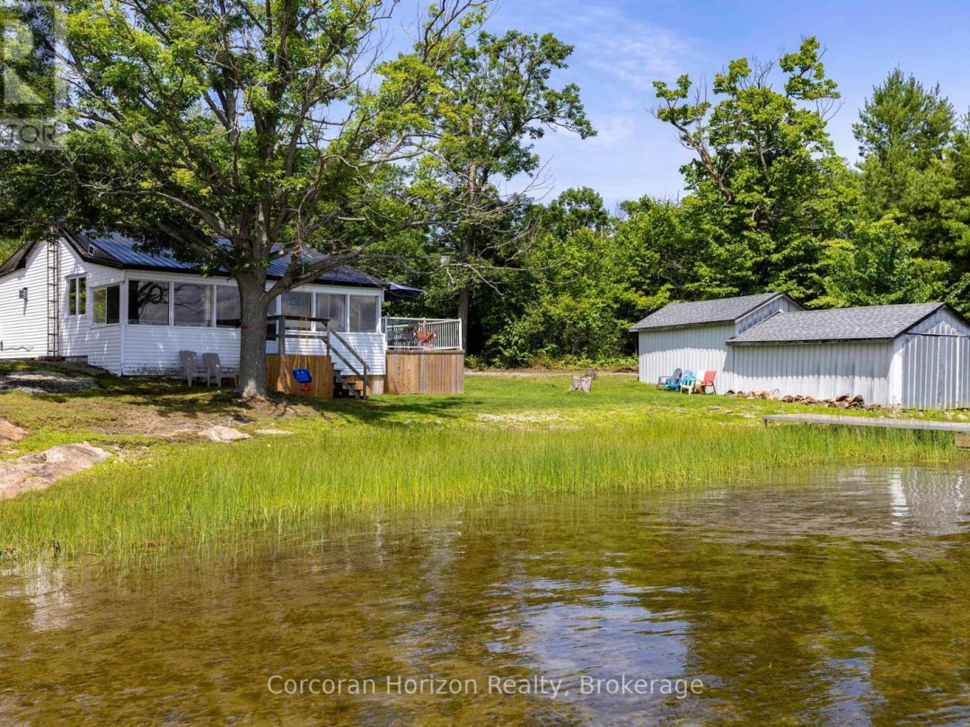 68 Wolverine Beach Rd, Georgian Bay