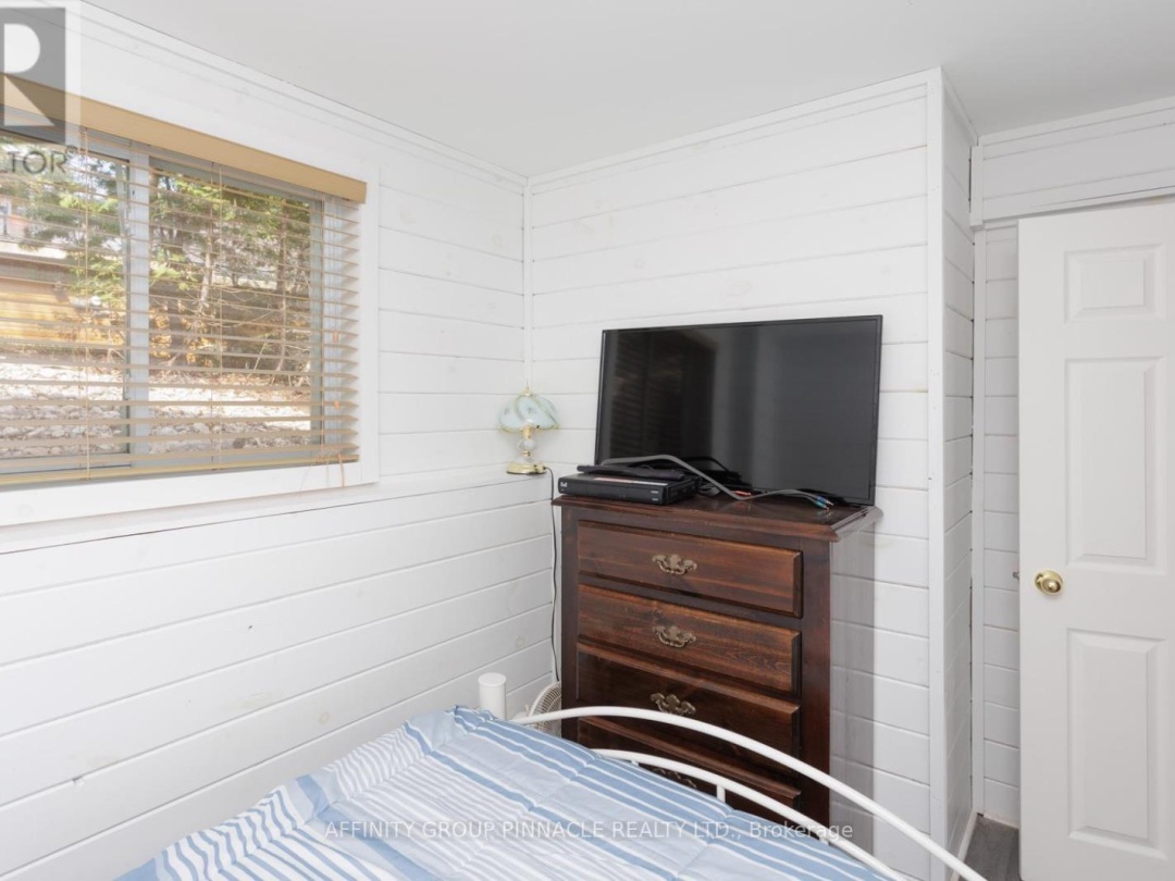 1403 Crystal Lake Road, Crystal Lake