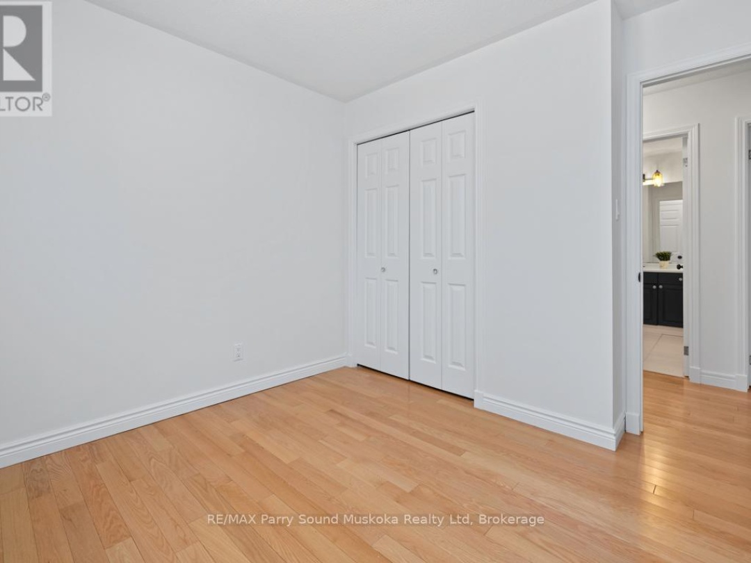 2B Brenda Avenue, Parry Sound