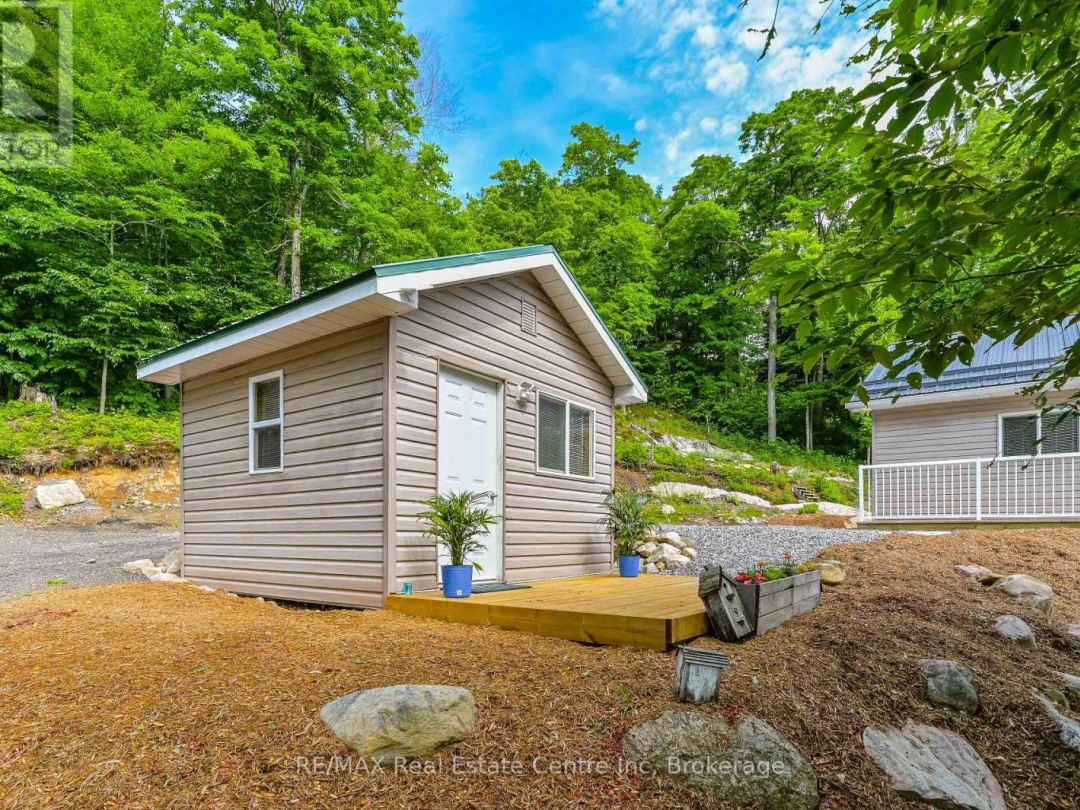 22 SOUTH CRANE LAKE ROAD, 