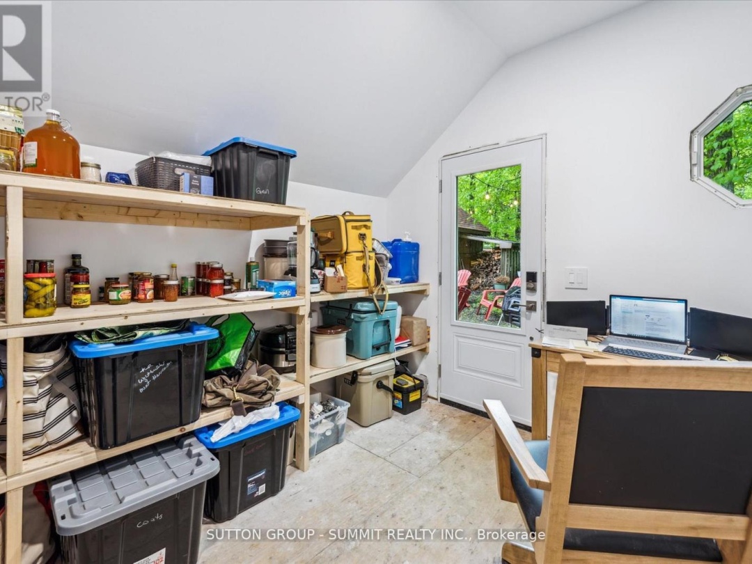 17 SUGARBUSH LANE, 
