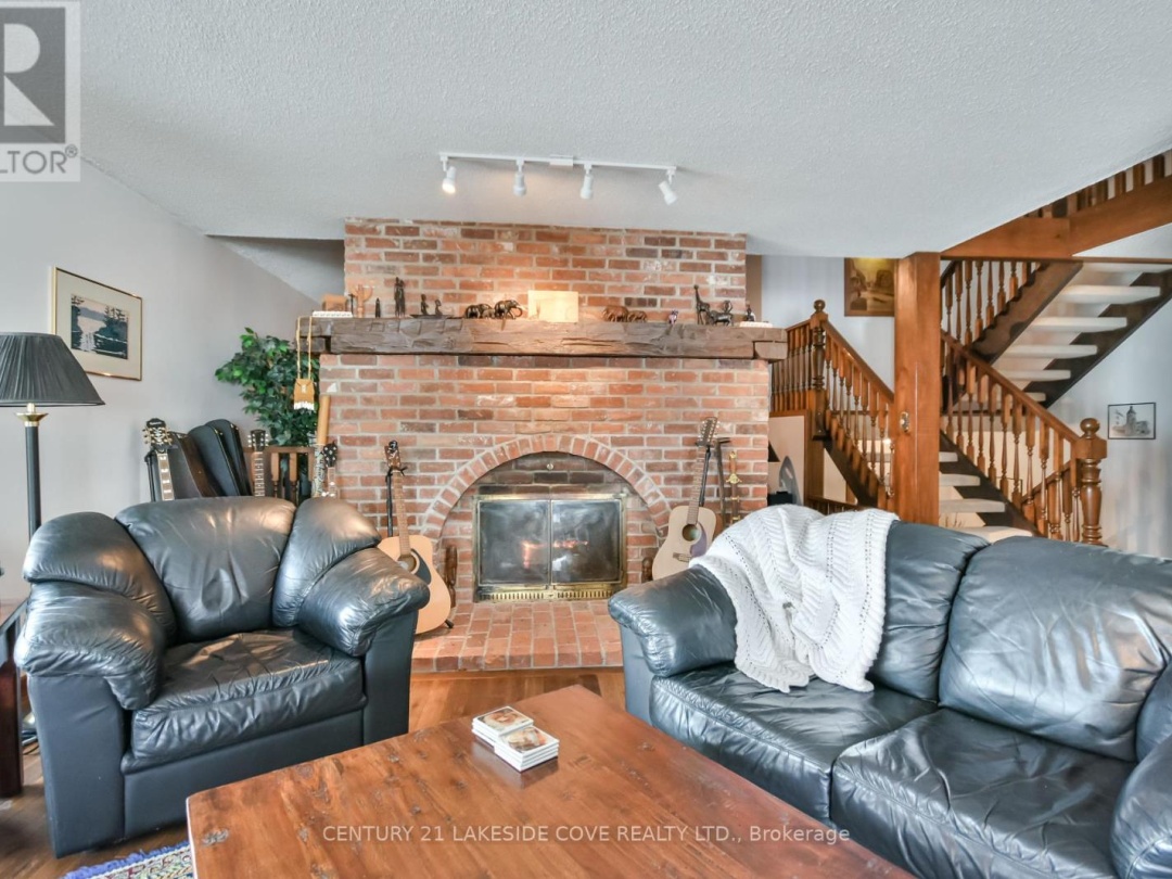 42 THICKETWOOD PLACE, 