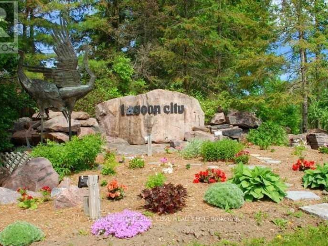 76 Turtle Path, Lake Simcoe