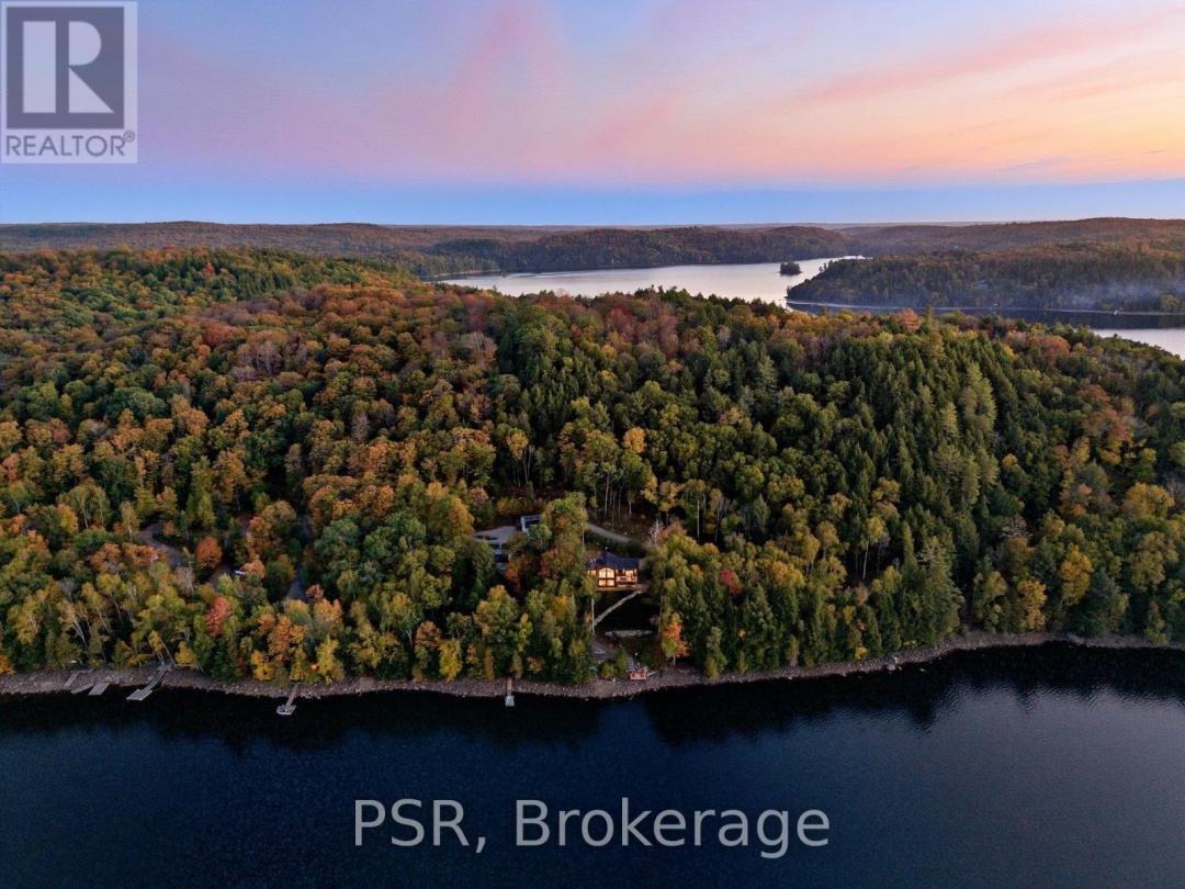 1399 BAYBREEZE LANE, 