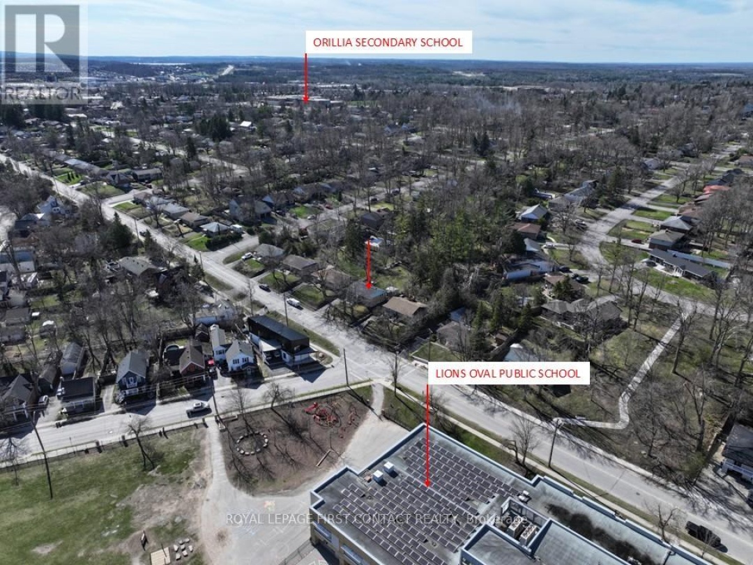 48 Brant Street W, Orillia