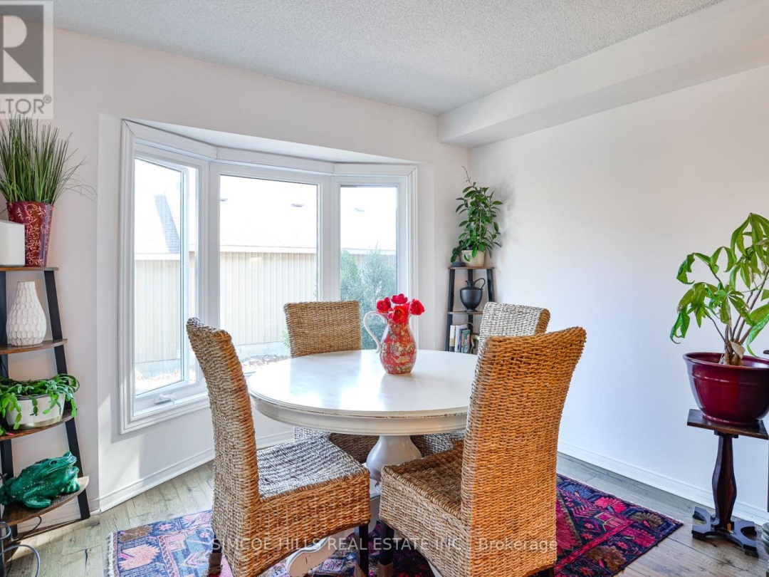 17 492 Laclie Street, Orillia