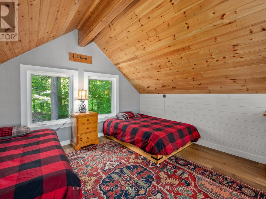 1577 Rugged Lane, Brady Lake