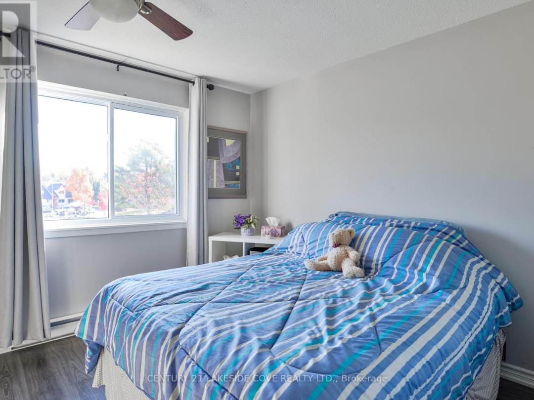 Unit 6 70 Laguna Parkway, Lake Simcoe