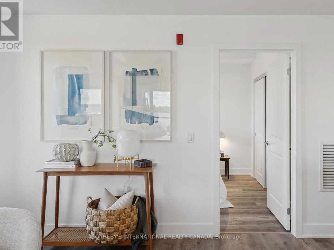 308 - 19B WEST STREET N, 