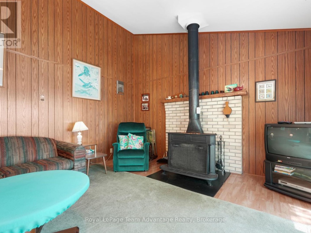 32 CHRISTIE COURT, 