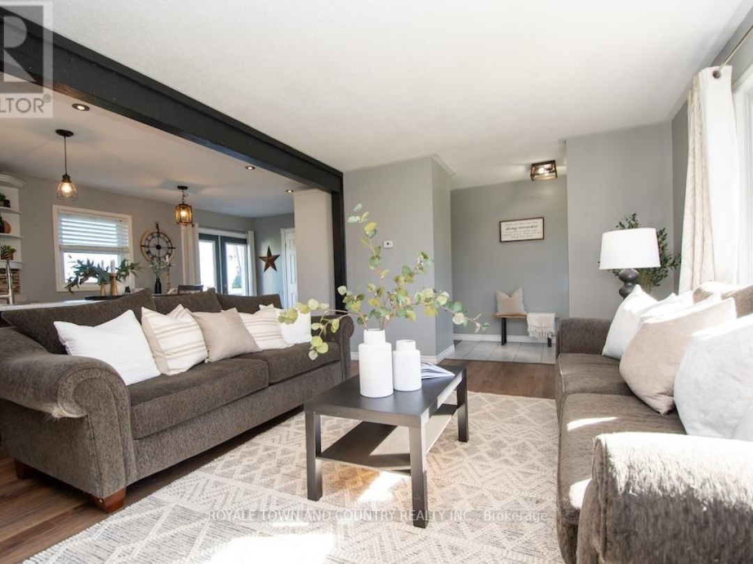 187 SKYLINE ROAD, 