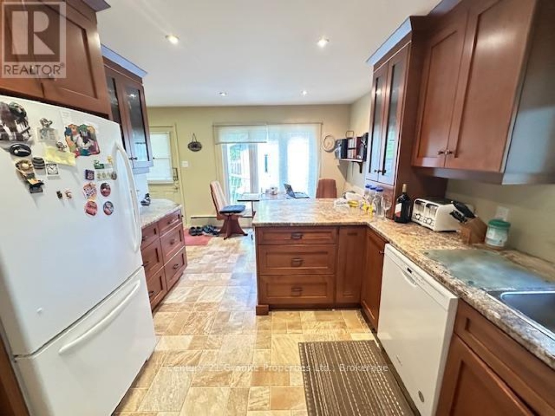 45 Isabella Street, Parry Sound