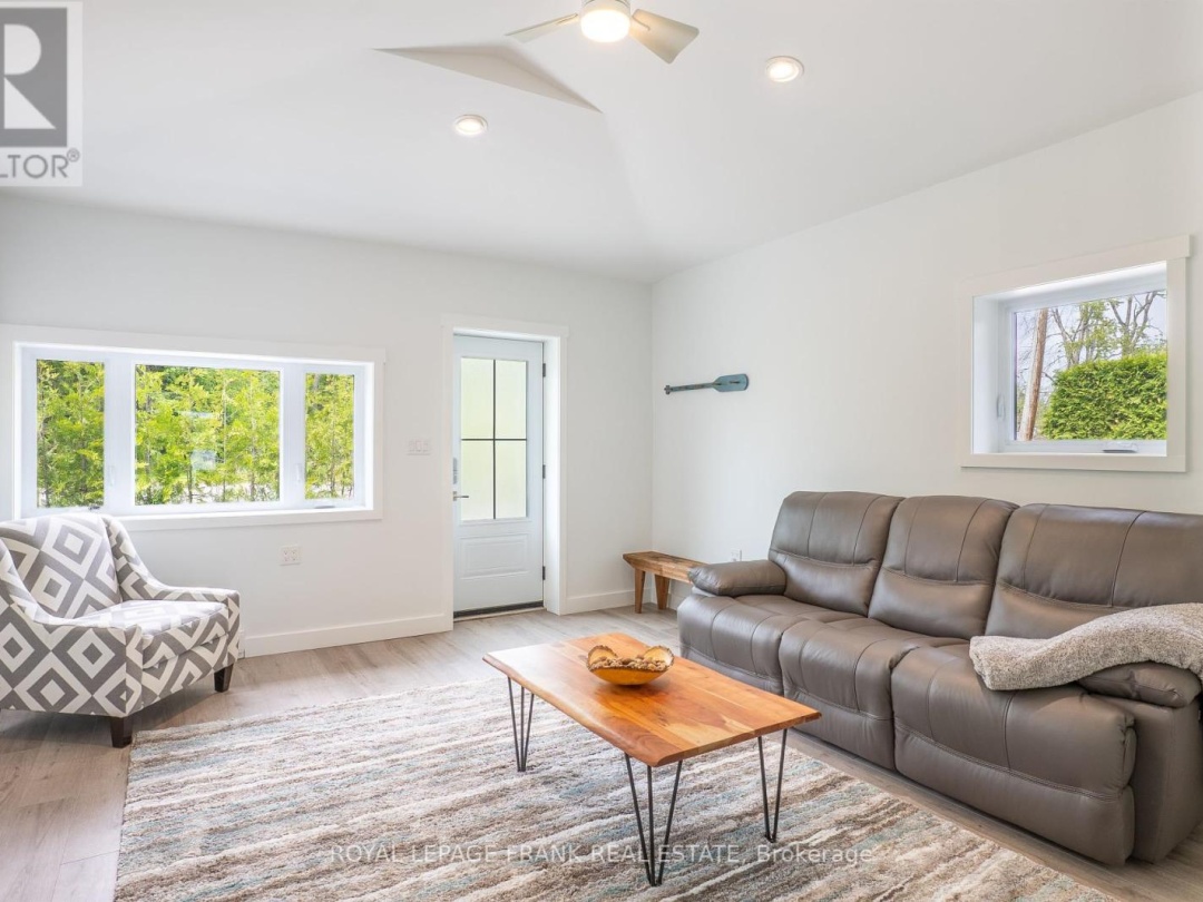 178 Front Street W, Sturgeon Lake