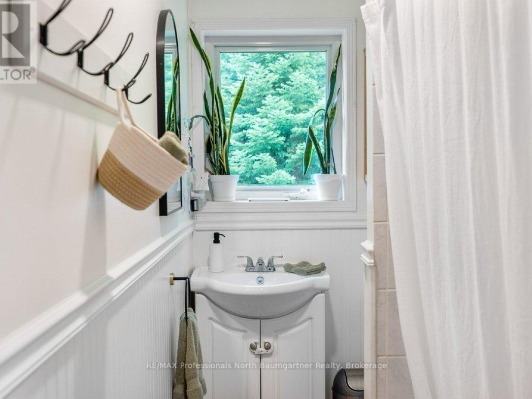1521 Bobcaygeon Road, Minden Hills