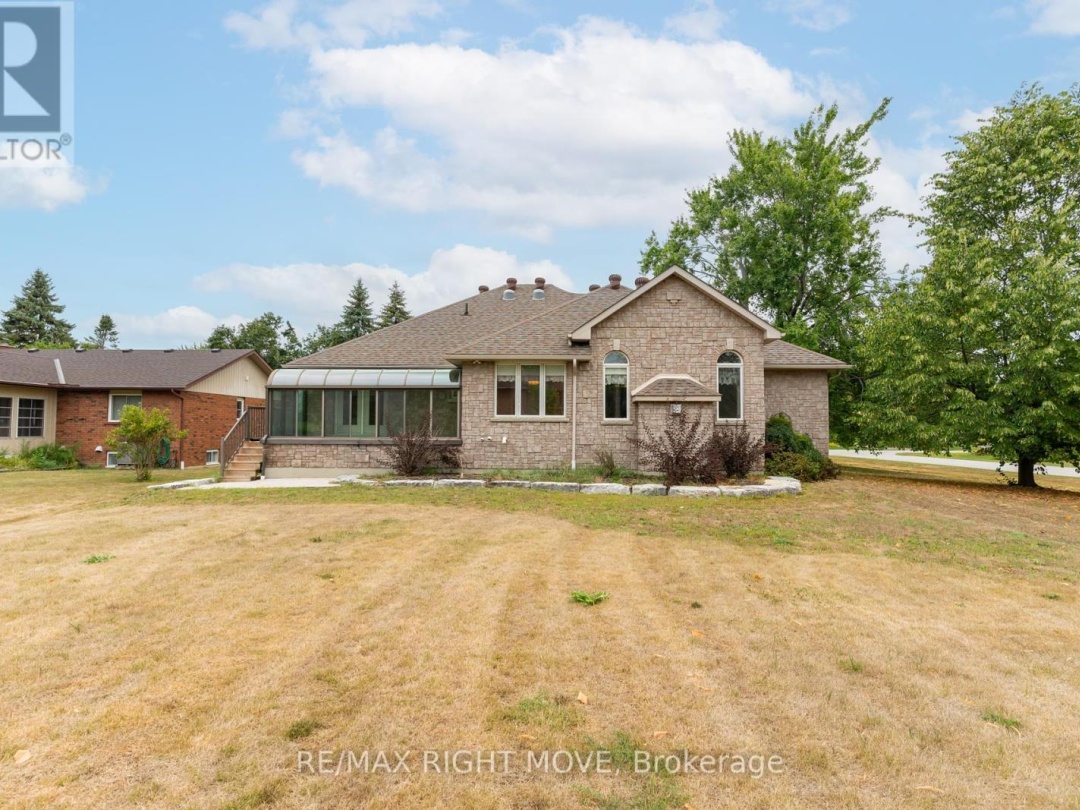 3 THICKETWOOD PLACE E, 
