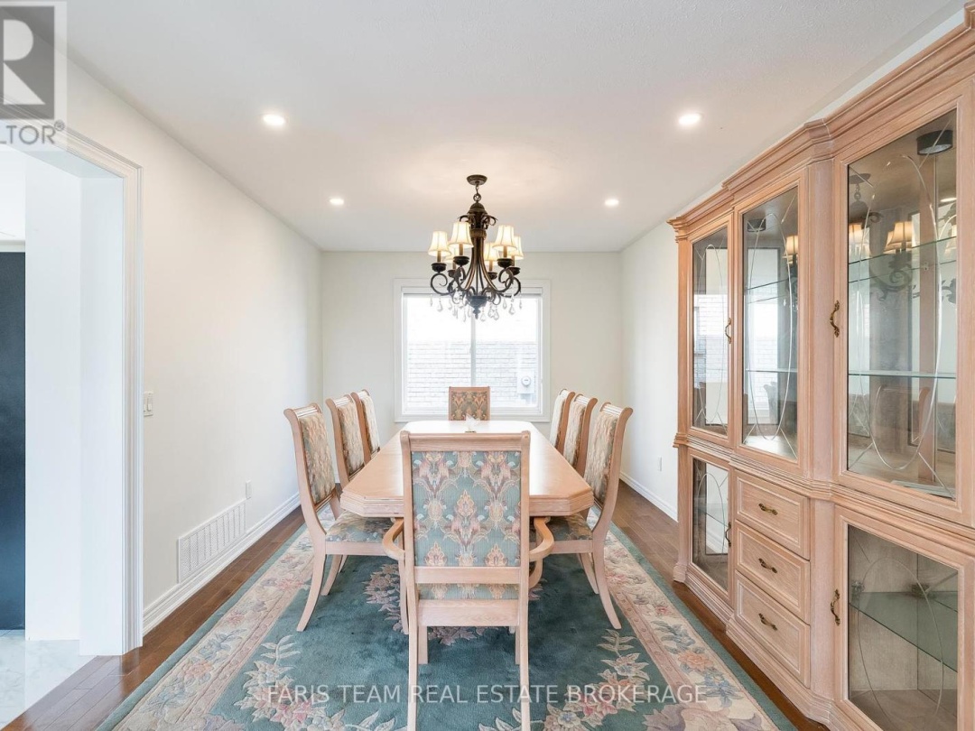 2 VANESSA DRIVE, 