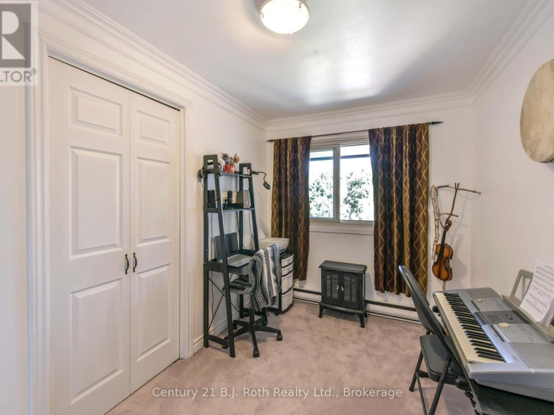 21 - 40 VICTORIA CRESCENT, 