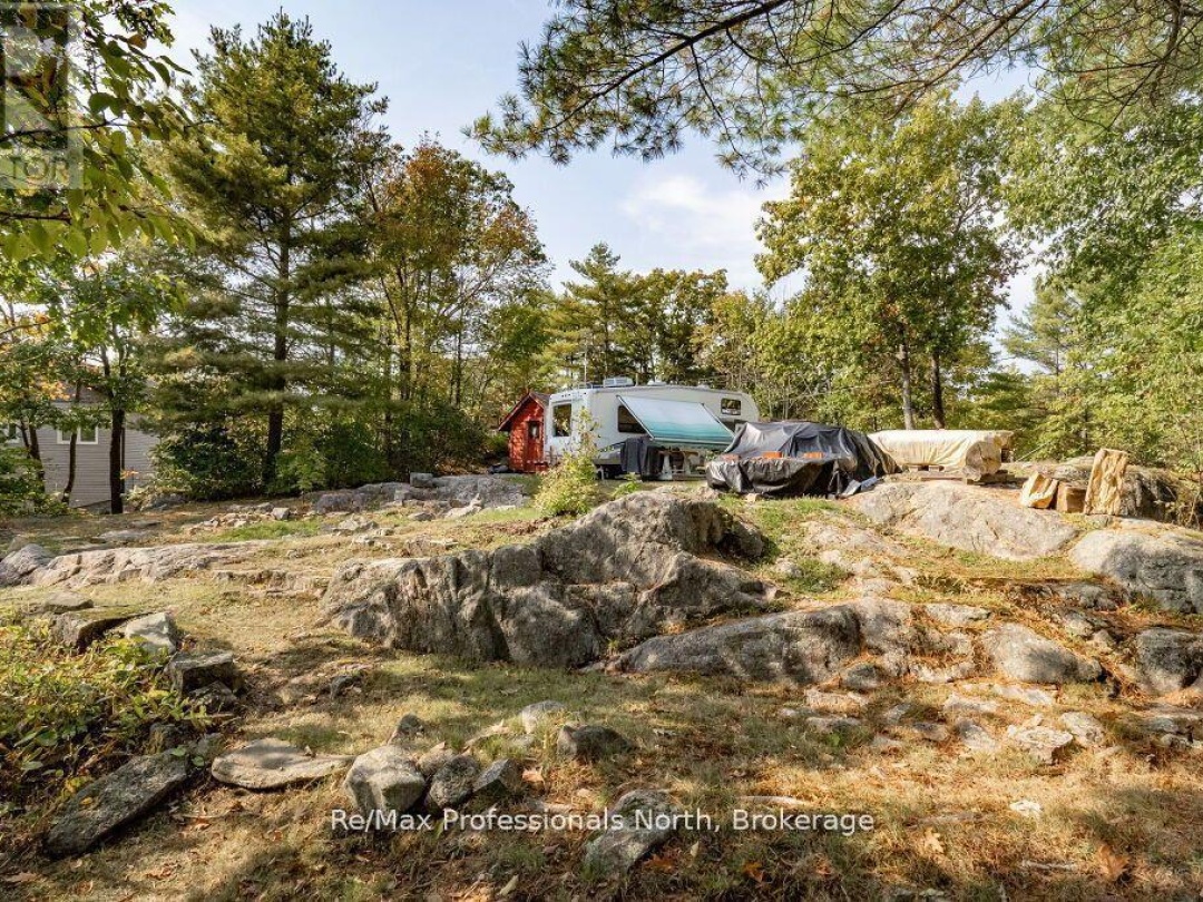 1006 BOOTH LANE, Pine Lake