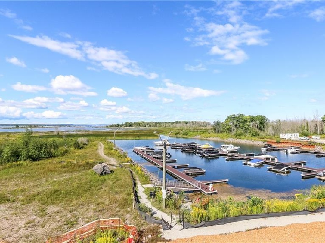 100 MARINA VILLAGE Drive, 