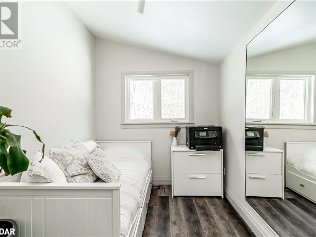 1710 Sandhill Road, Waubaushene