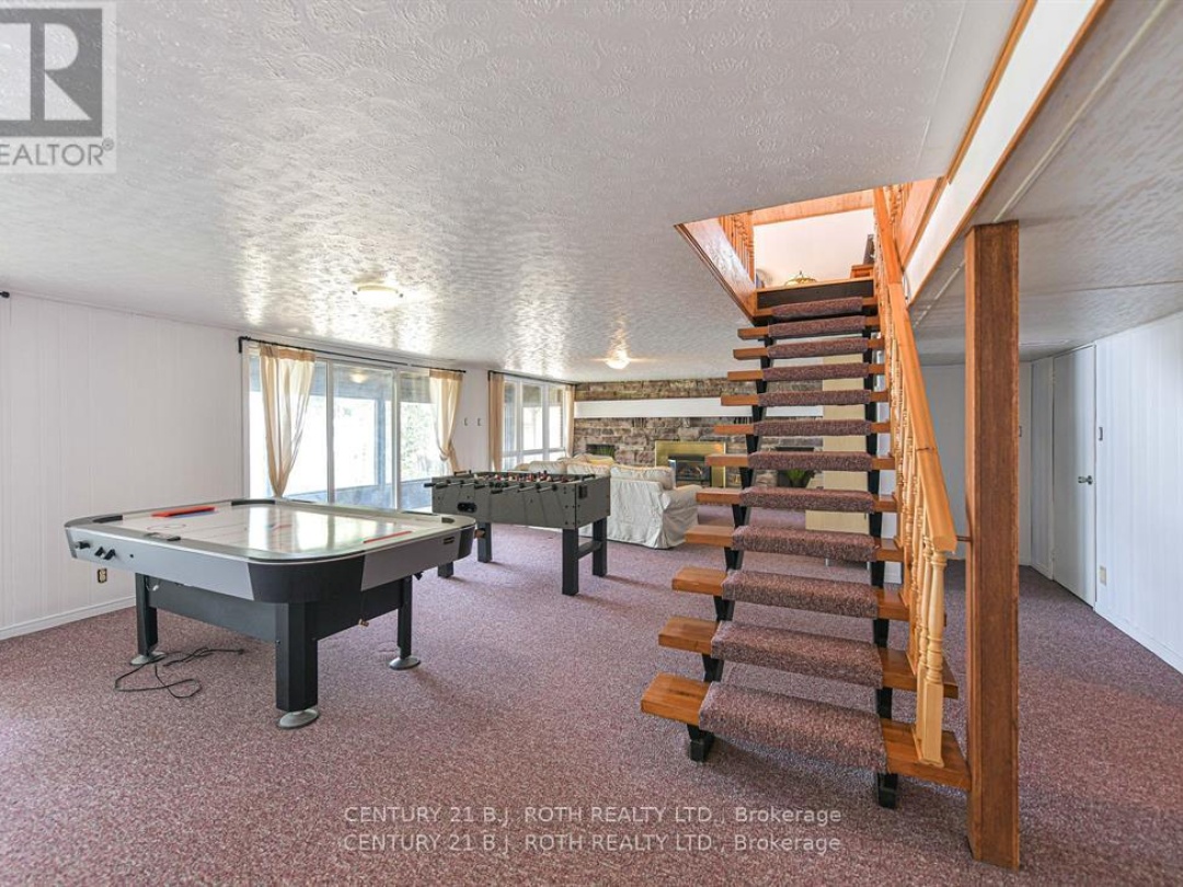 71 CAMPBELL BEACH ROAD, 