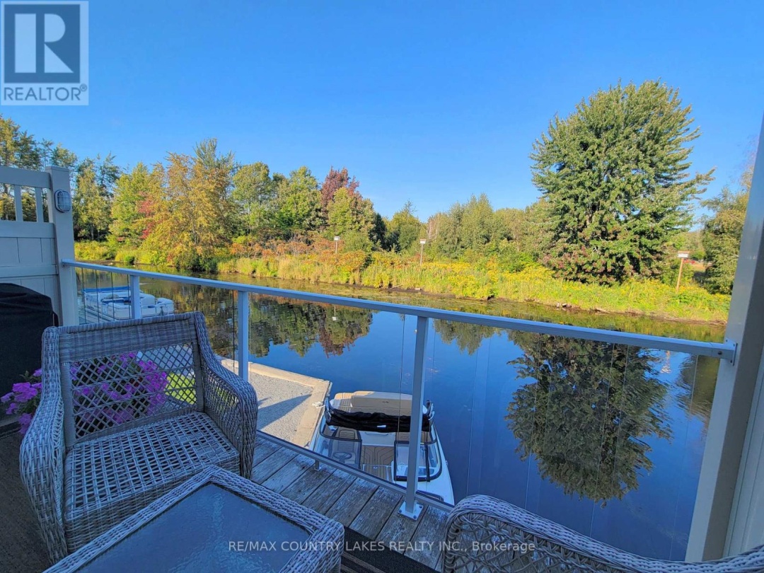 11 - 4 PARADISE BOULEVARD, 