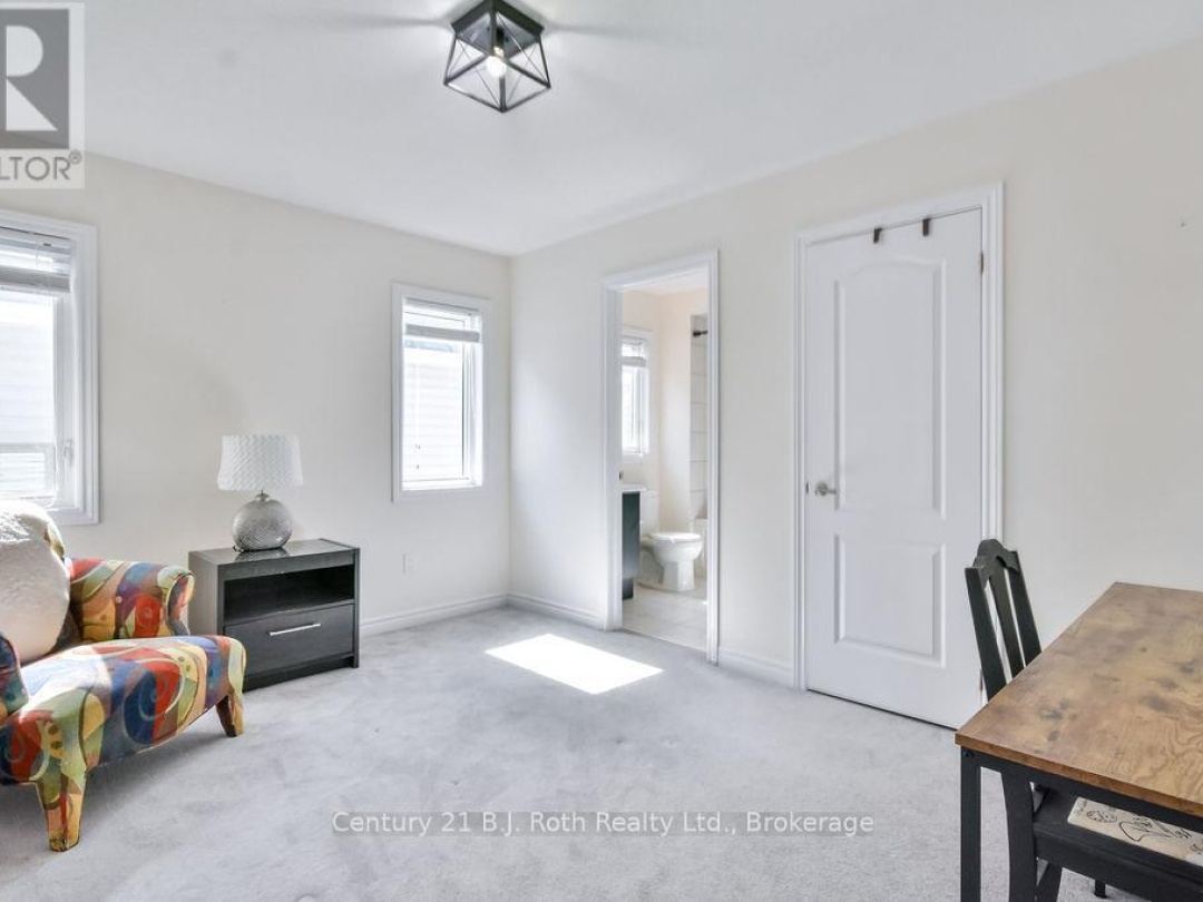 3040 Orion Boulevard, Orillia