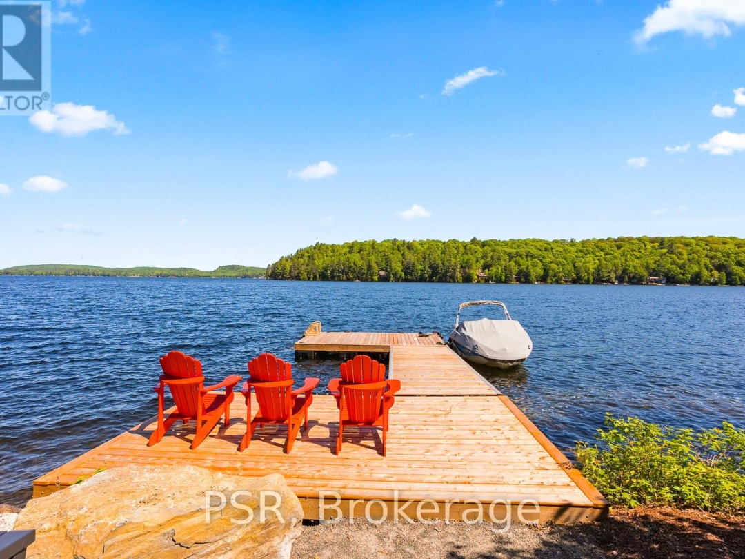 1399 BAYBREEZE LANE, 