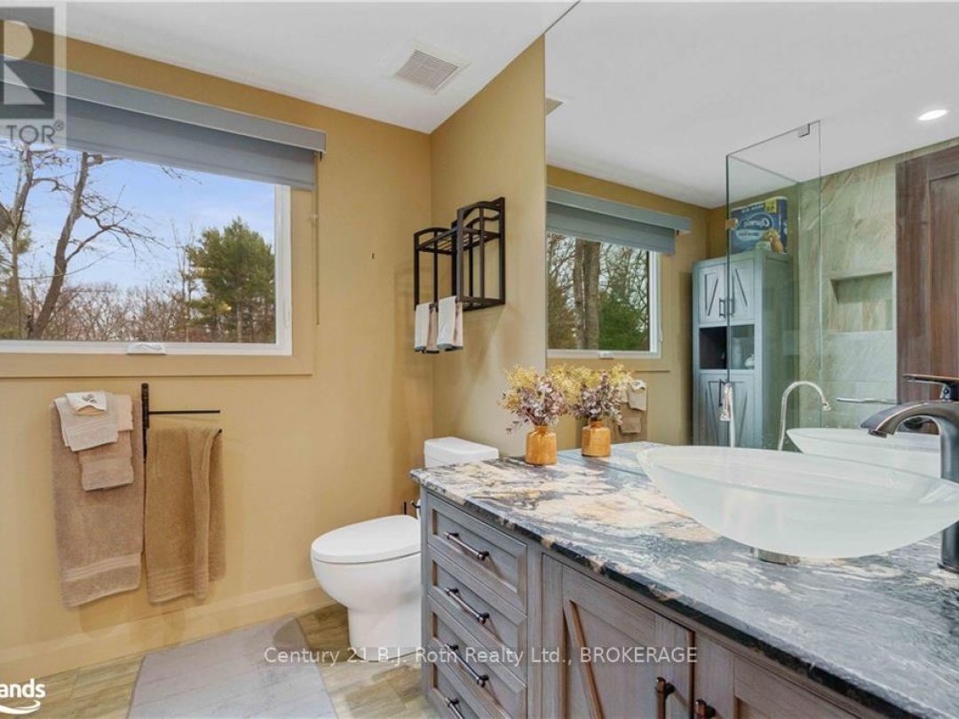 2983 Whelan Way, Black Lake