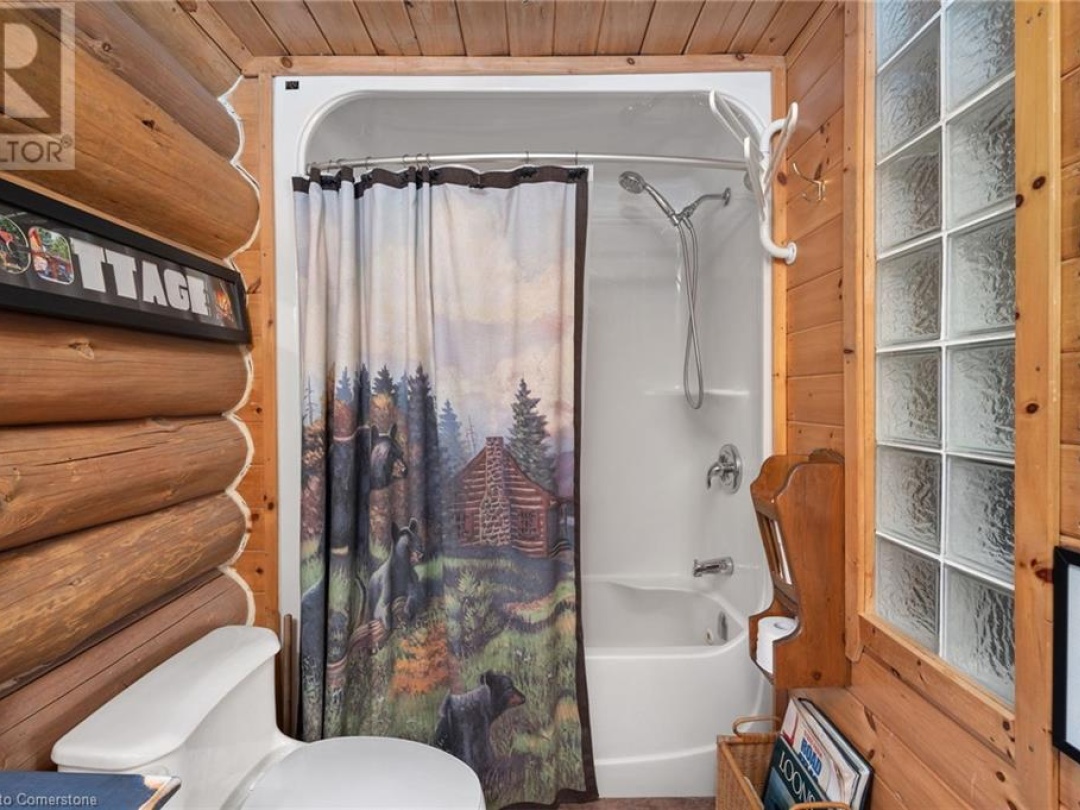 235 Loch Erne Road, Vowel Lake