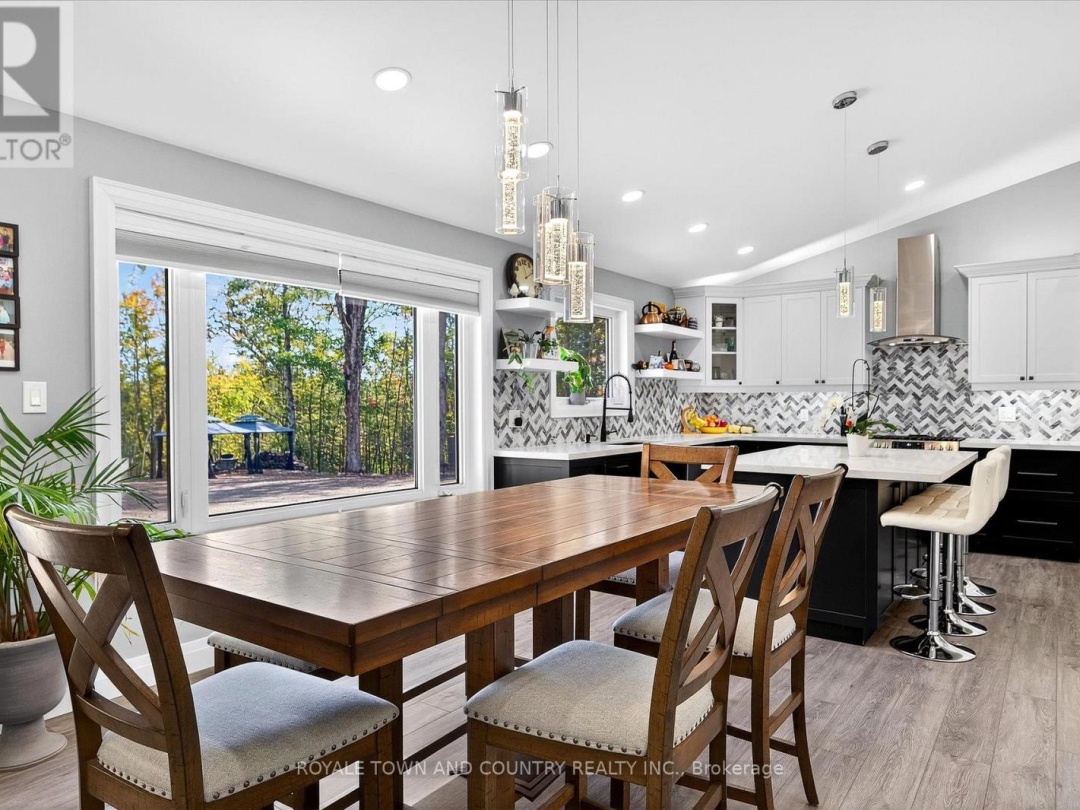 9 LYTLE LANE, 