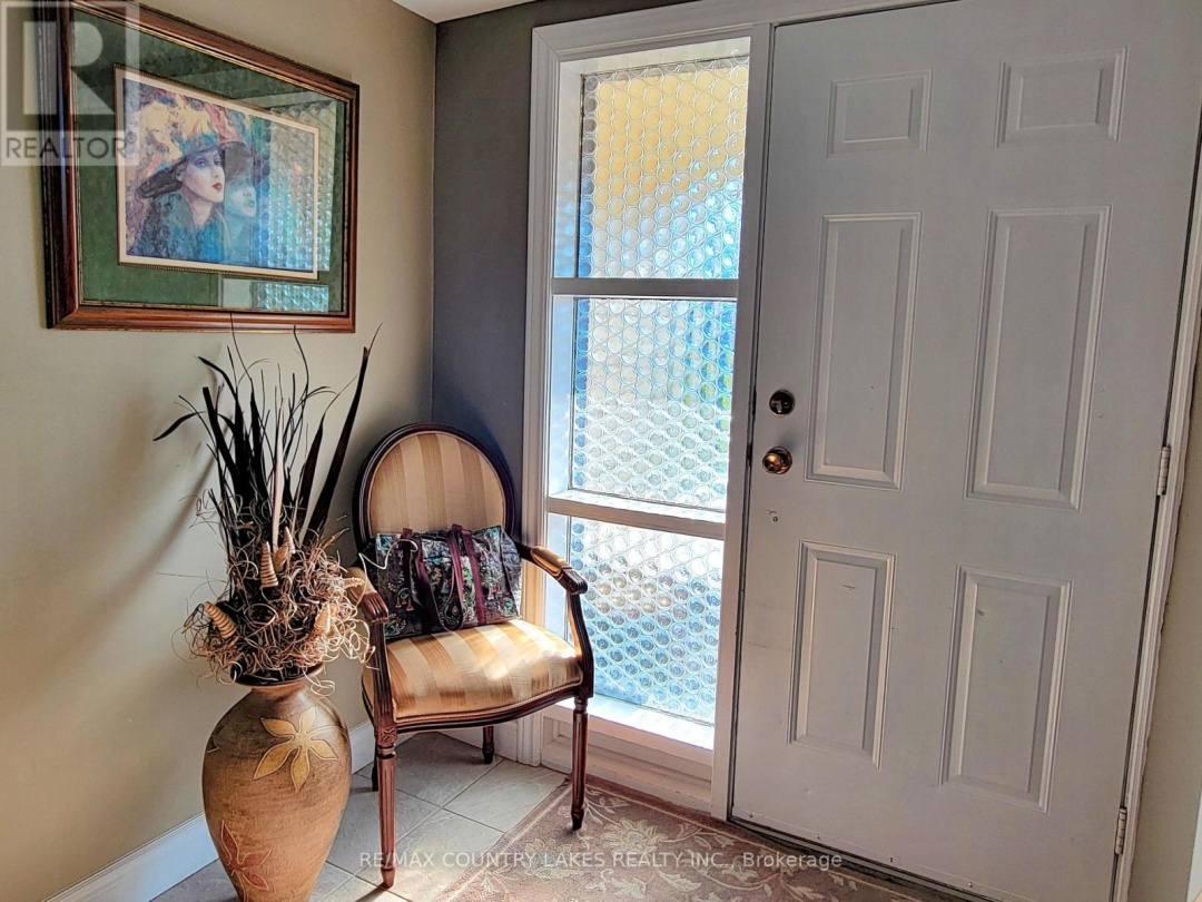 11 - 4 PARADISE BOULEVARD, 