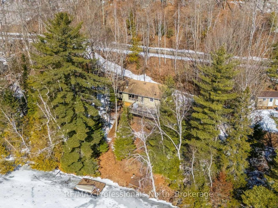 1196 Portage Road, South Portage Lake