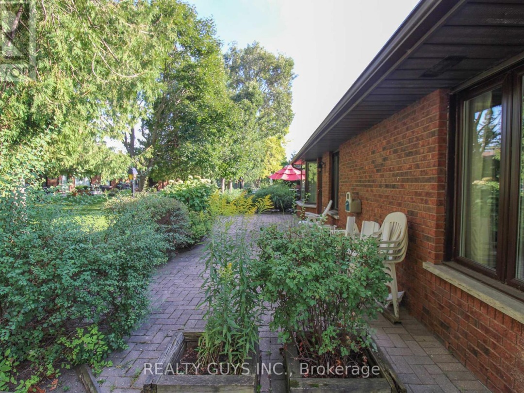 # 204 - 200 EAST STREET S, 