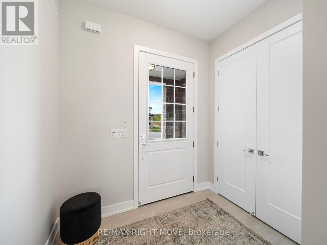 3192 Orion Boulevard, Orillia
