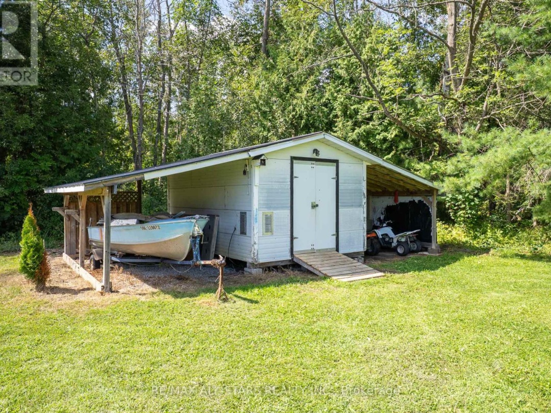 6077 HWY 35, 