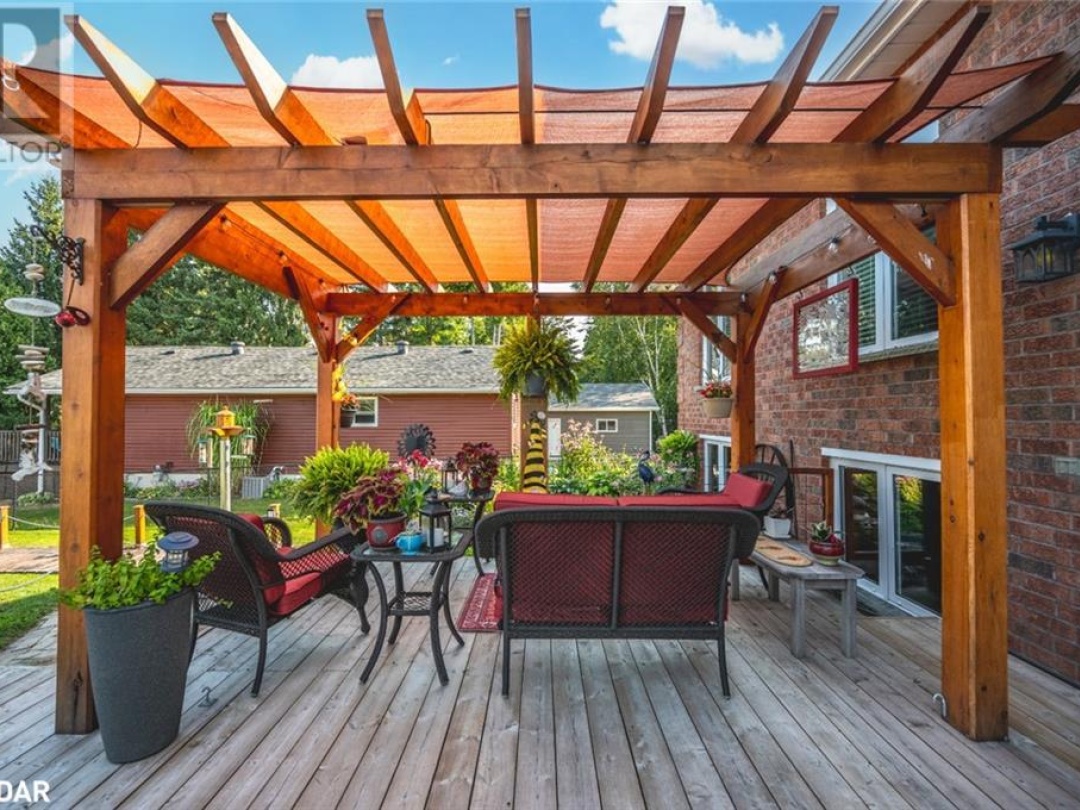 99 King Road, Waubaushene