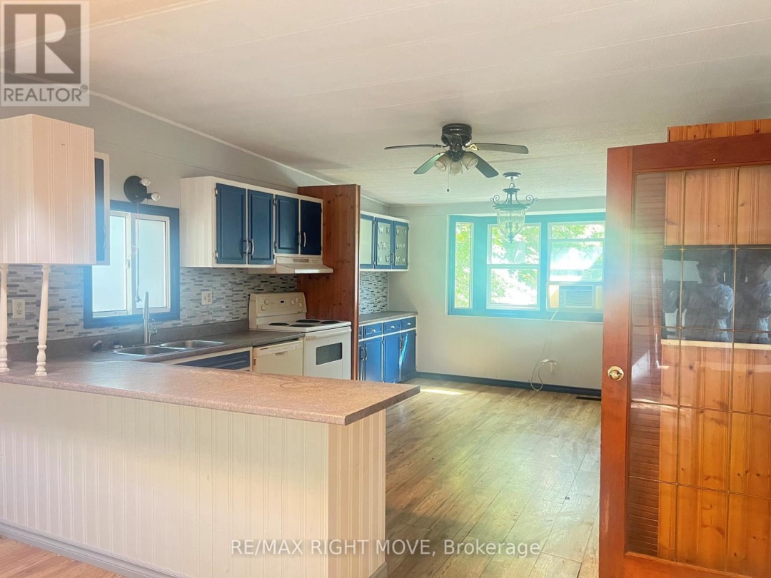 1052 4 SEASONS ROAD, 