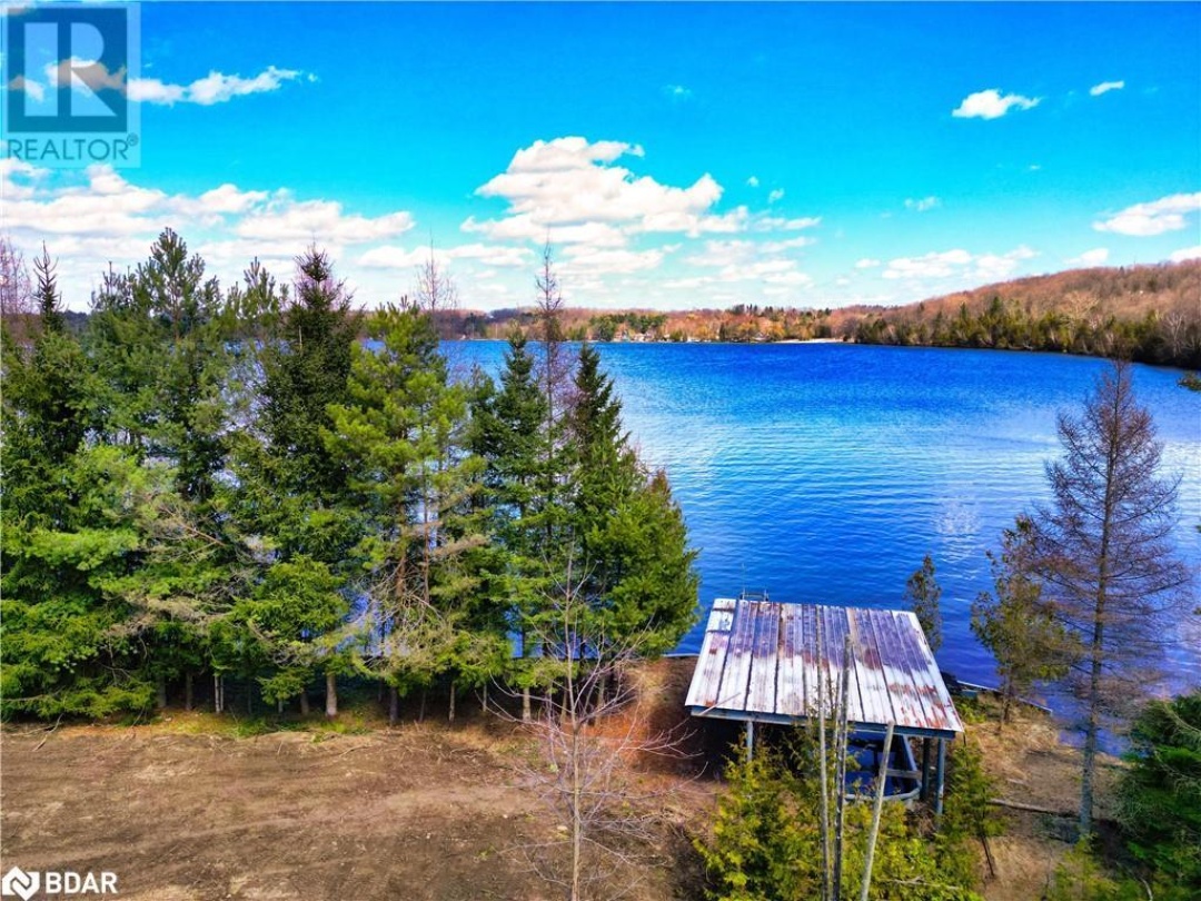 9 Beach Road, Bass Lake